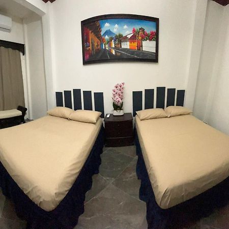 Hostal Casa De Grethel Flores Extérieur photo
