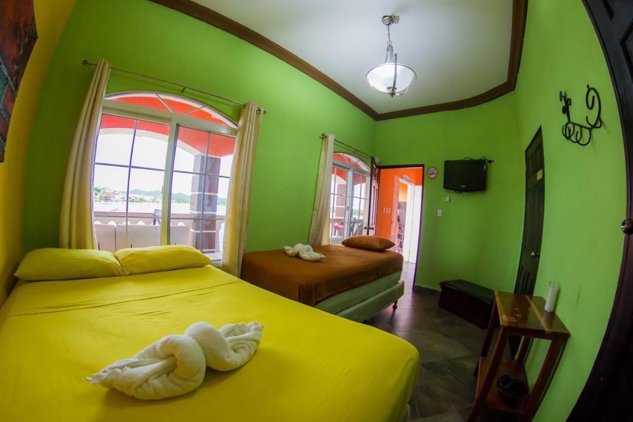 Hostal Casa De Grethel Flores Extérieur photo