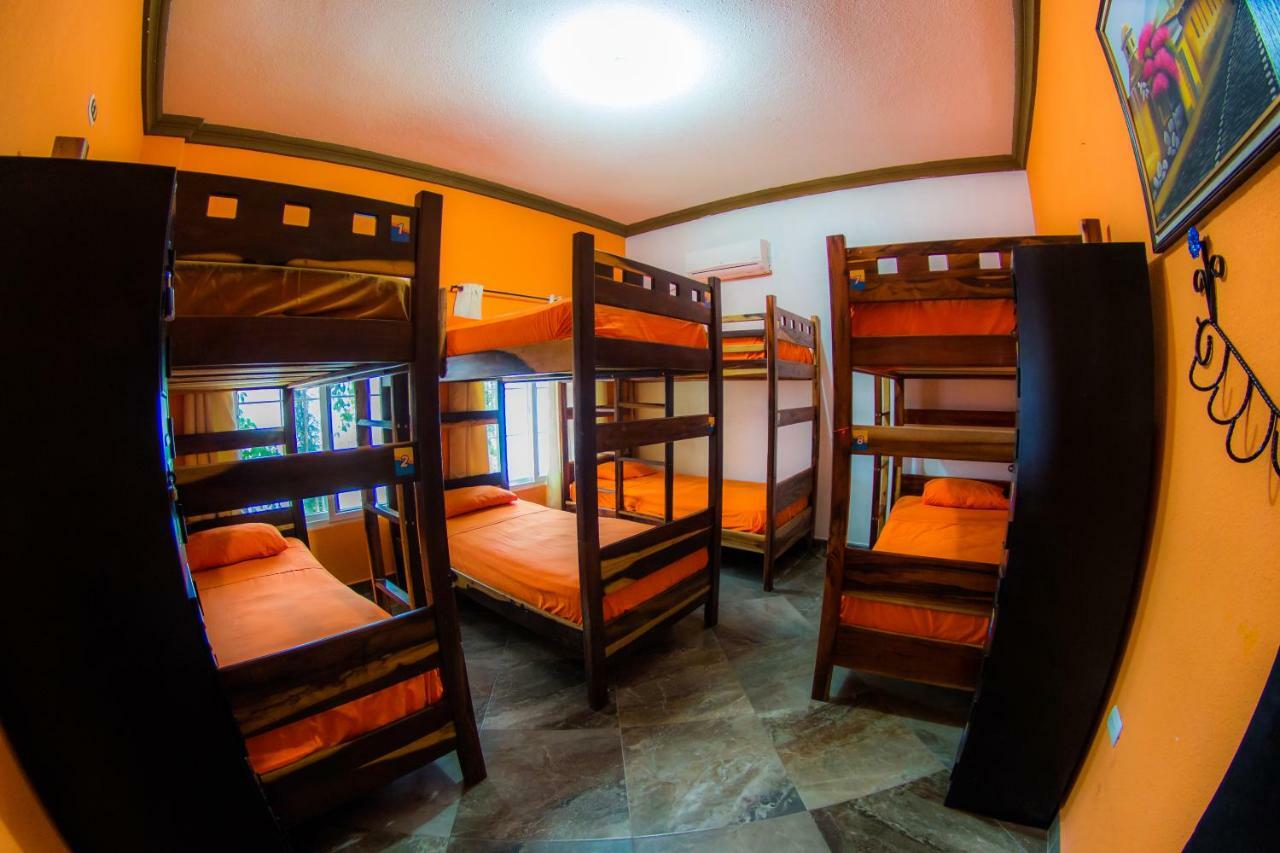 Hostal Casa De Grethel Flores Extérieur photo