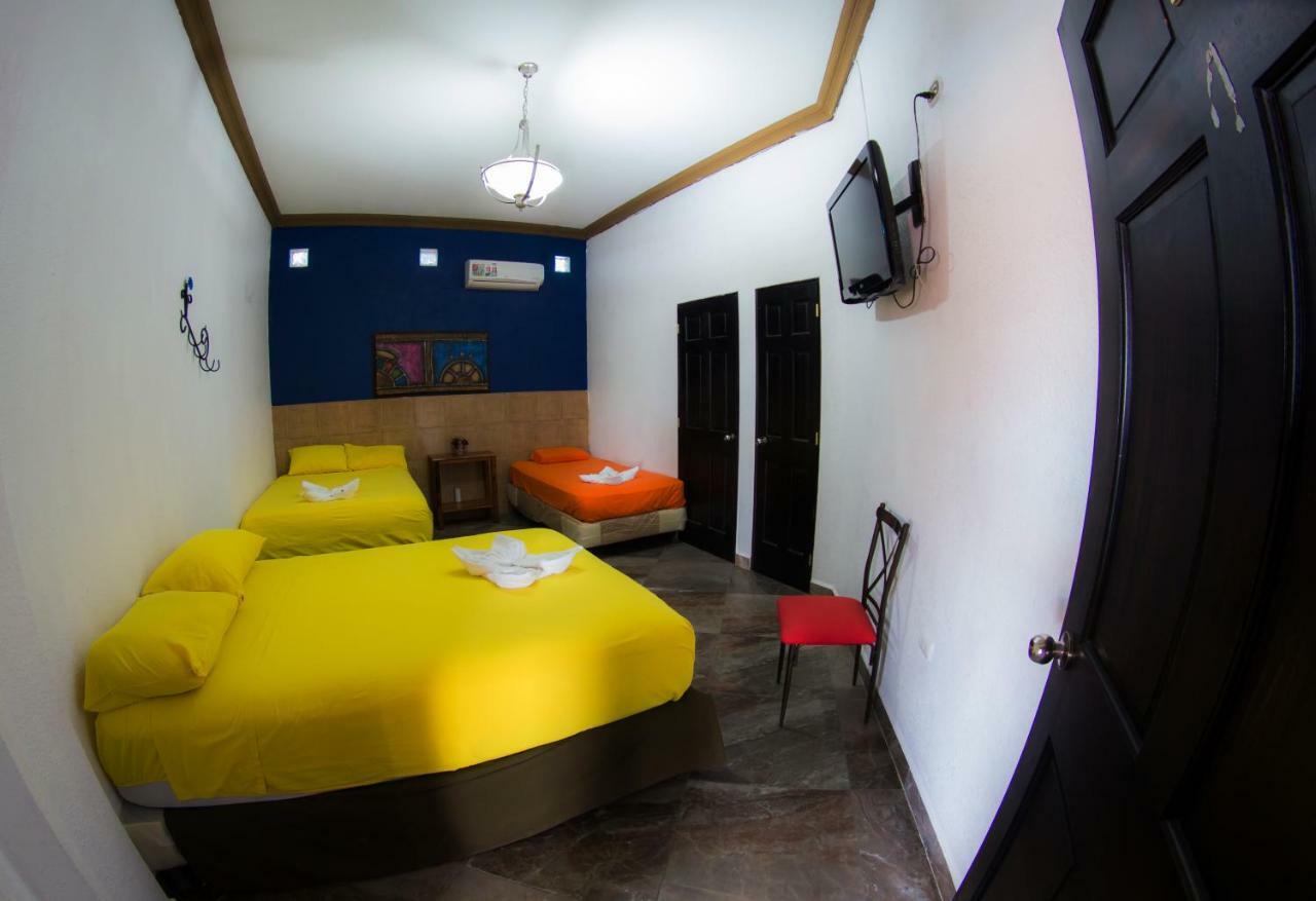 Hostal Casa De Grethel Flores Extérieur photo